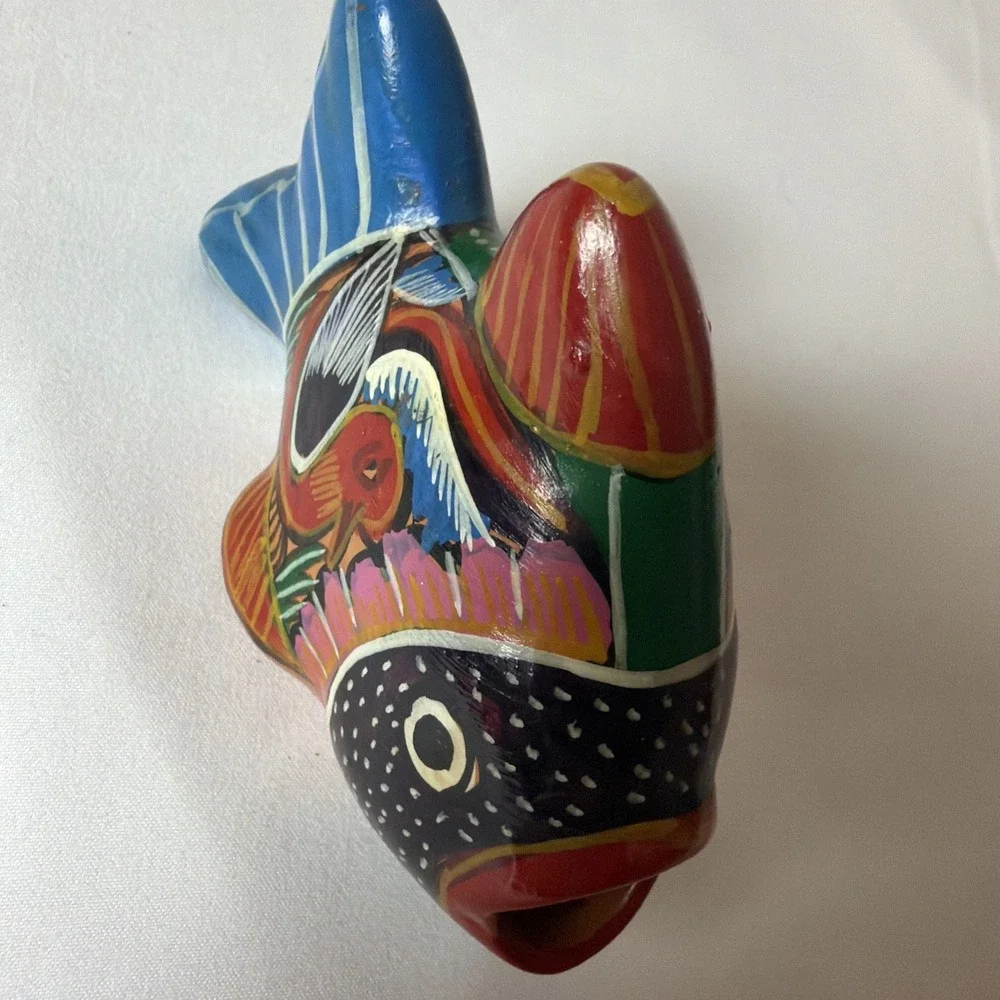 Vintage Folk Art Mexican Hand Painted Goldfish Pottery Fish.Length 4.5